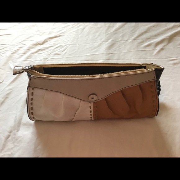 Patch Purse - Picture 4 of 4